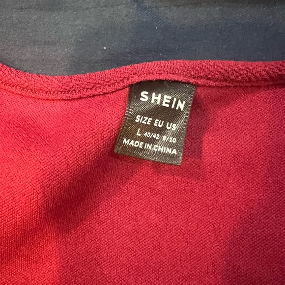 Maroon Dress Size Large - Picture 3 of 5